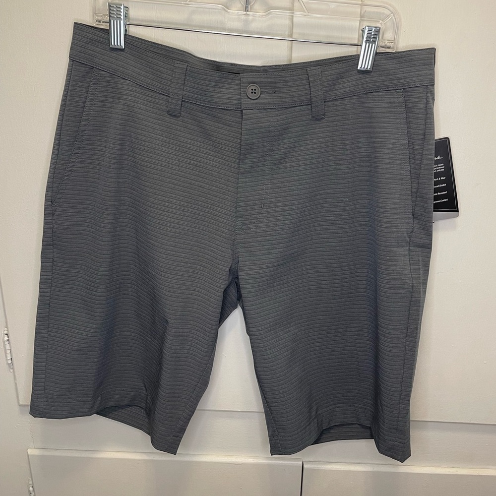 TravisMathew Grey Morning Shorts Size 34